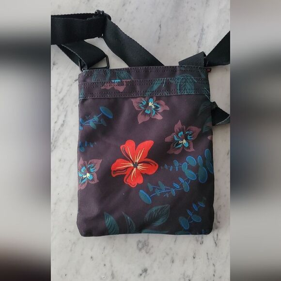 Dakine - Jive Crossbody Purse - Picture 2 of 6